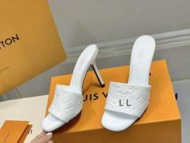 Picture of Louis Vuitton Shoes _SKULVsz34-41LL010312438